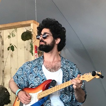 Alexander Baboian Gitaarlessen in Scheveningen en Delft