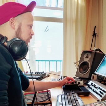 Andrius Derevi Muziek producerlessen in Amsterdam Nederlands English