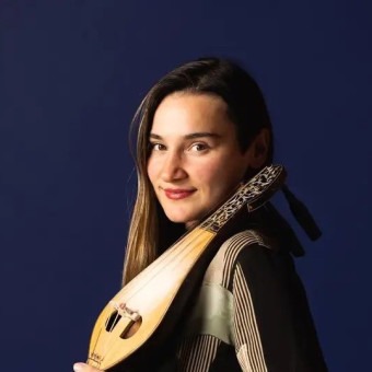 Emine Bostanci Kemençelessen in Amsterdam