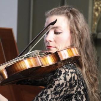 Zdenka Prochazkova - Altvioolles en vioolles in Weert en Delft voor gevorderden - jongeren en volwassenen. Ook online altvioollessen mogelijk
