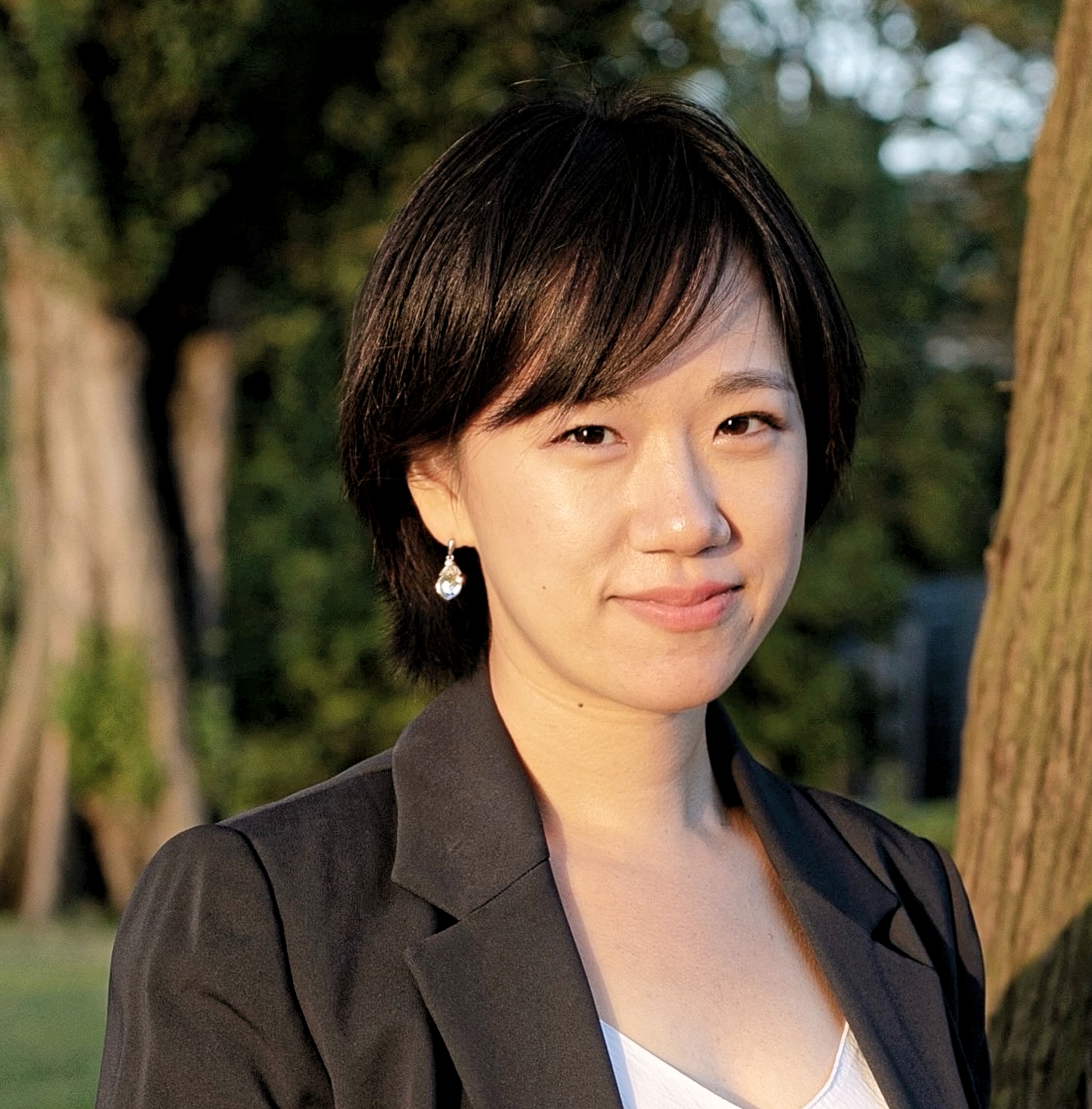 Bandoneon lessons Rotterdam oost - professional teacher Anna Choi