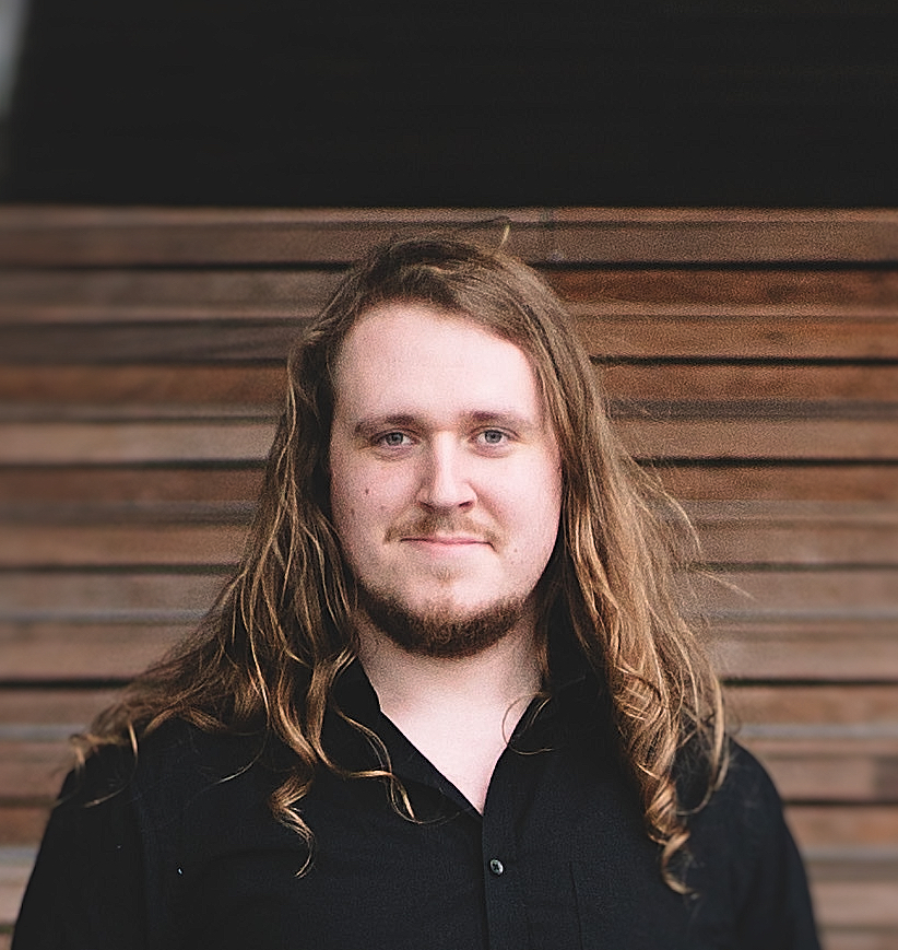 Modern and baroque cello lessons in Amsterdam West- Xander Baker