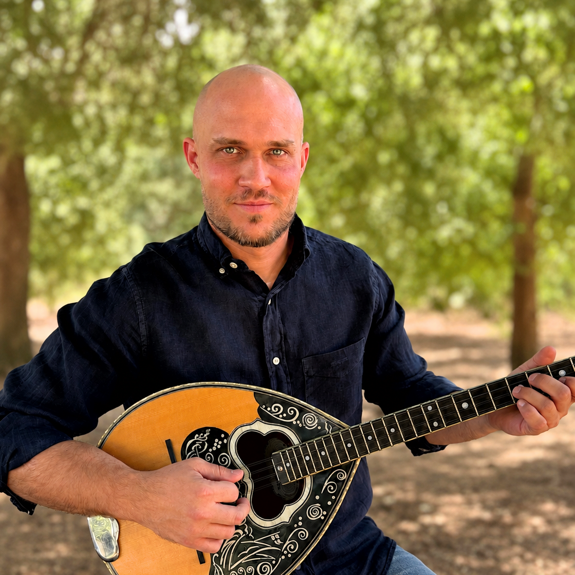 Bouzouki teacher in Rotterdam - Rebetiko, Laiko, Entehno, Greek pop