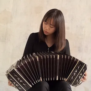 Speel Milonga, Valse en Tango, of Bach en Scarlatti op bandoneon